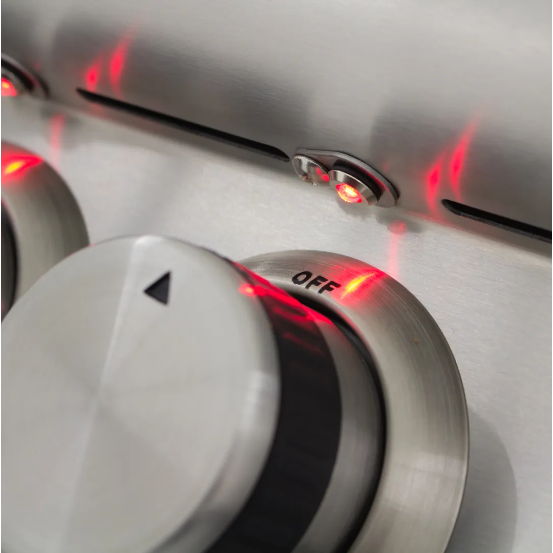    blaze-grills-32-4-burner-blaze-lte-grill-with-lights-blz-4lte2-ng-lp